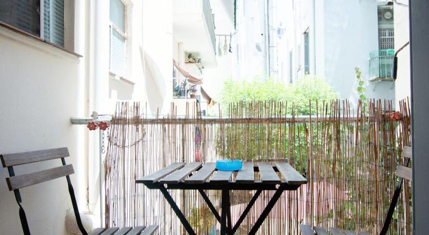 Cozy Flat in Heart of Acropolis photo
