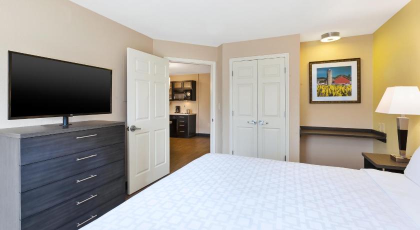 Candlewood Suites Rocky Mount