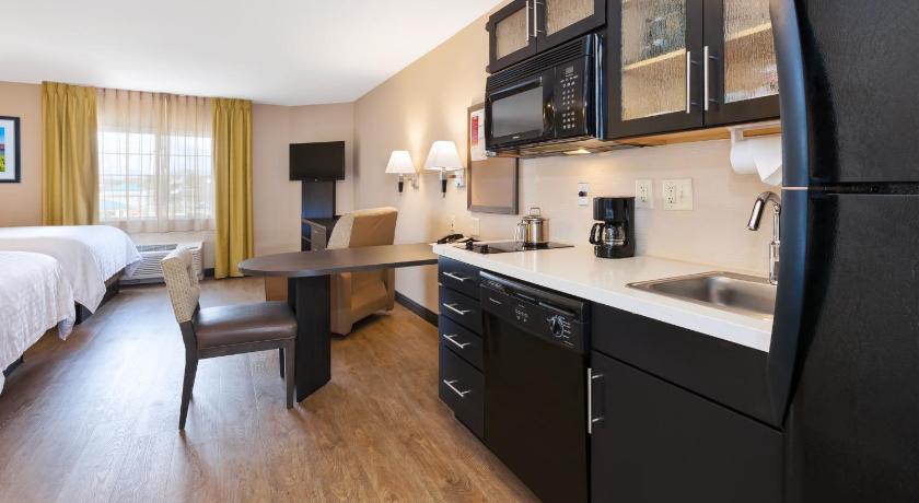 Candlewood Suites Rocky Mount