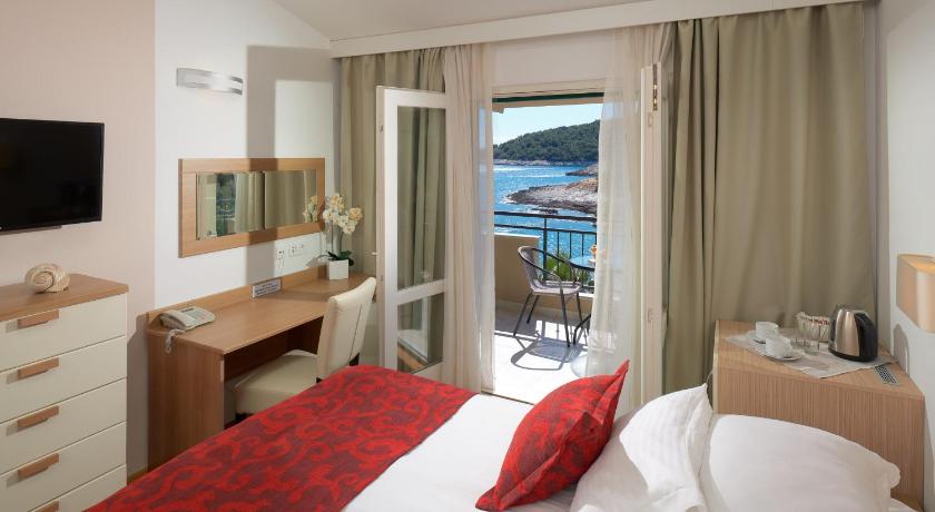 Hotel Fortuna — Hotel in Hvar