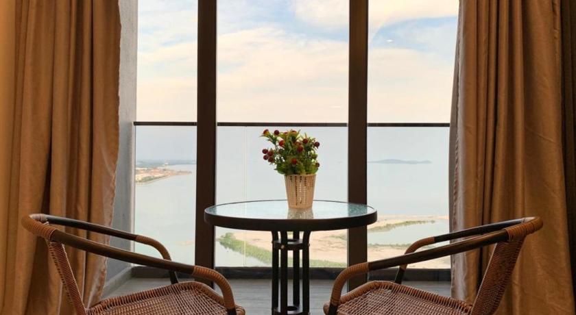 Imperio,Res - Stylish -- Magnificent -- Seaview photo