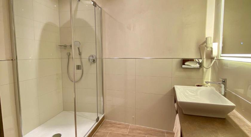 Hotel Deutsches Haus photo