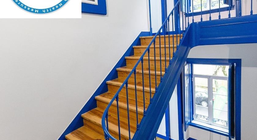 Cascais Help Yourself Hostels - Parede 2-Star Hotel amenity