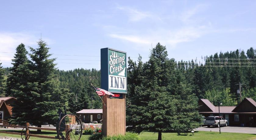 Spring Creek Inn — Hotel in Hill City (SD)