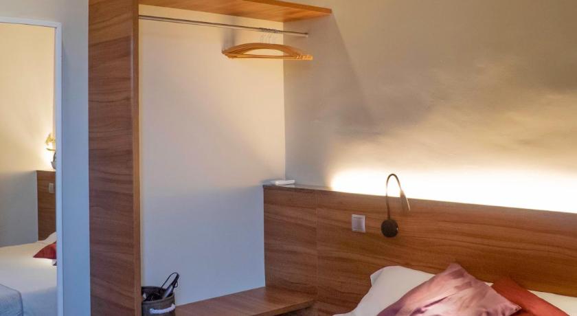 Kétszemélyes saját fürdőszobával (Double with Private Bathroom) fotója 10