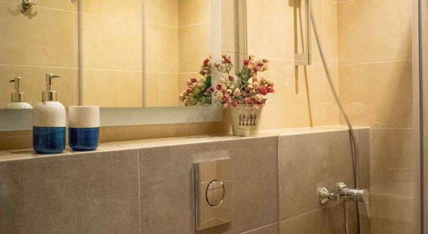 Kétszemélyes saját fürdőszobával (Double with Private Bathroom) fotója 11