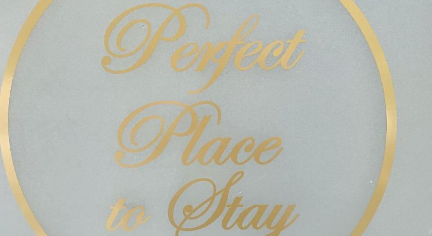 Timișoara Perfect Place to Stay self check in-24h-NETFLIX-WIFI 4-Star Single Room restaurant