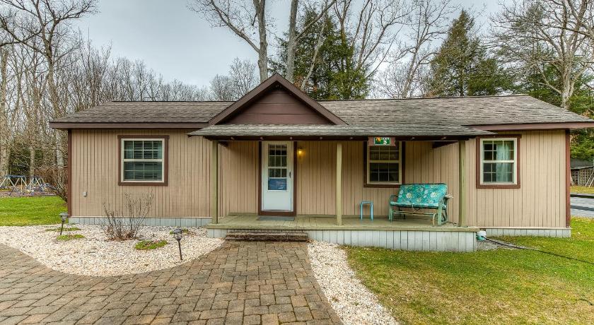 Swallow Falls Cabin #3 — Hotel in Oakland (MD)