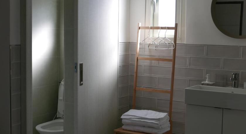 Ren Homestay photo