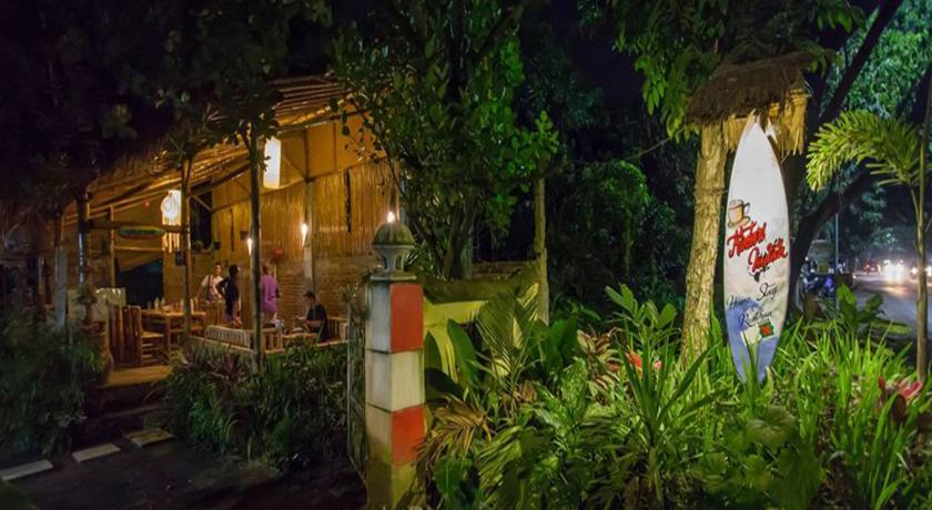 Kintari Indah Homestay photo