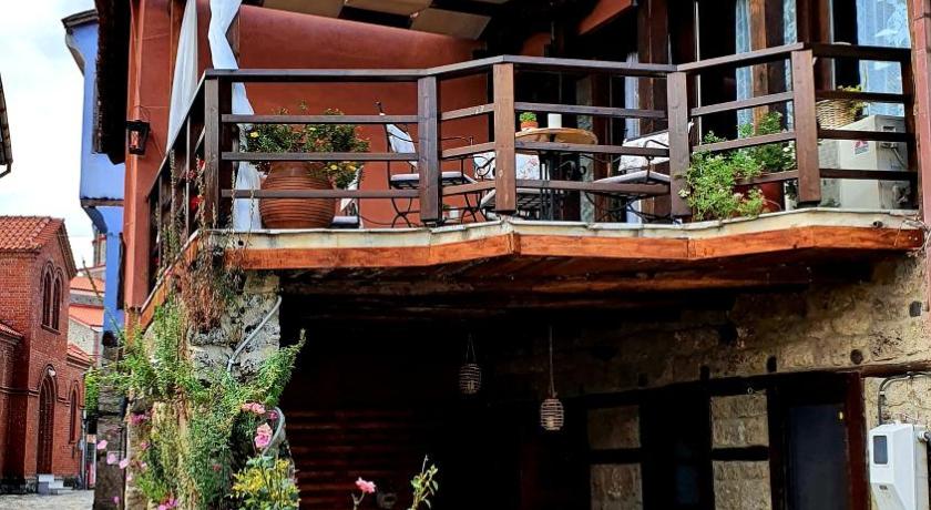 Varosi Guesthouse photo