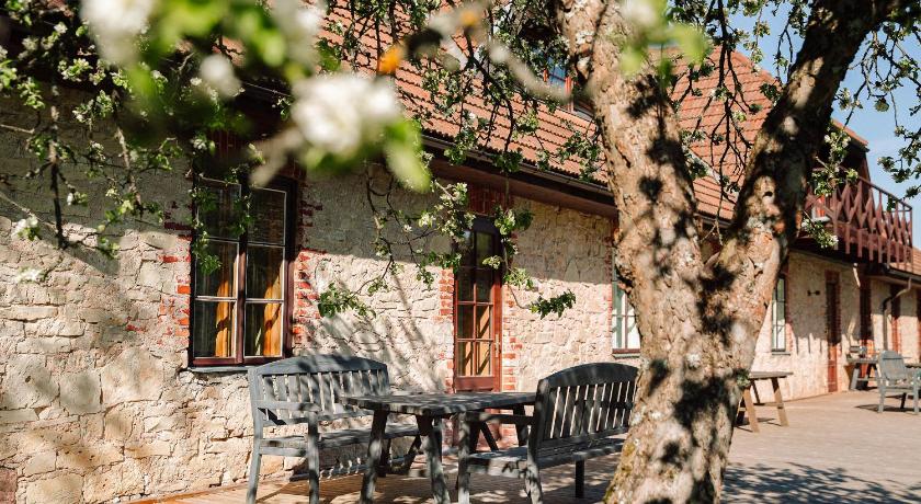 Karlamuiza Country Hotel photo