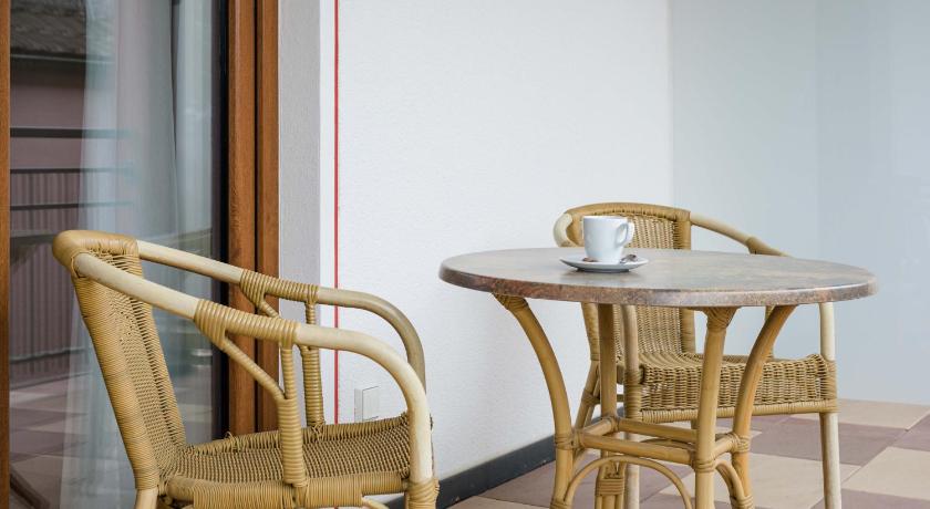 Hotel Bayrischer Lowe photo