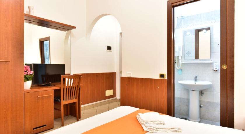 B&B Rome Terminal House - image 11