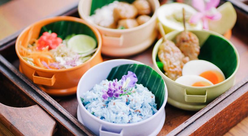 帕塔隆 Small Town Hostel 3星级 酒店 外观