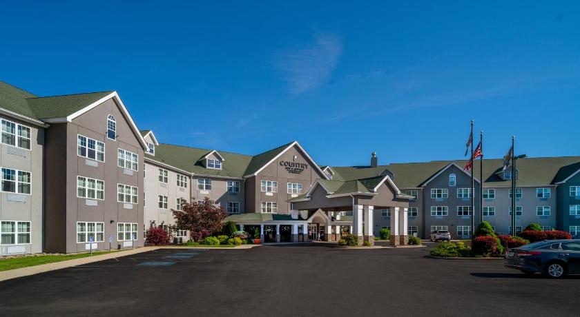 Country Inn & Suites by Radisson, Beckley, WV