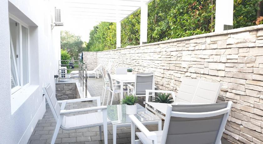 Lalic Gallery Apartments photo