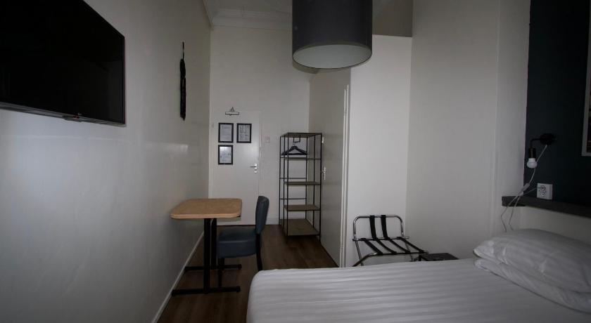 Image of Double Or Twin Room with Shower 14