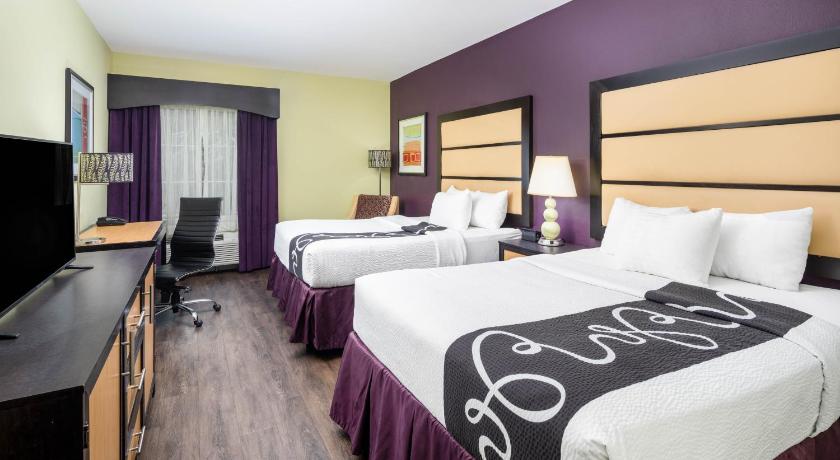 La Quinta Inn & Suites by Wyndham Hinesville - Fort Stewart