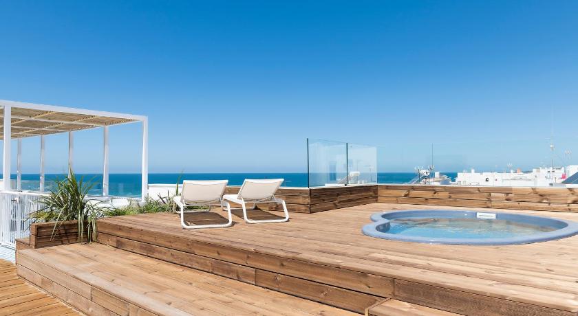 Alzocaire Hostal Boutique — Hotel in Conil De La Frontera