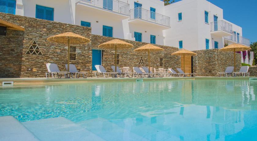 Ostria Hotel & Apartments photo