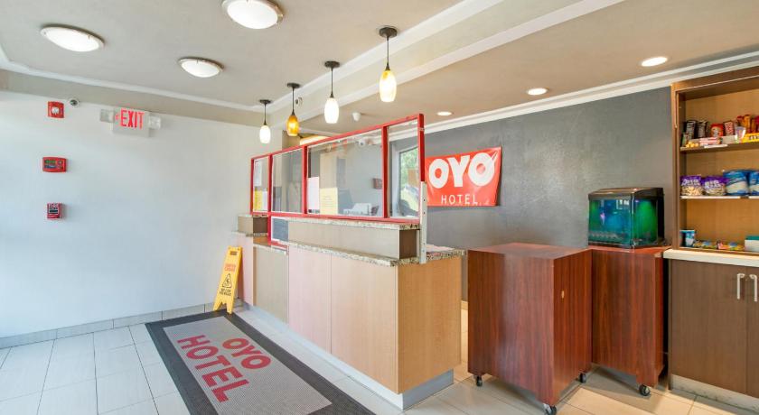 OYO Hotel Indianapolis International Airport