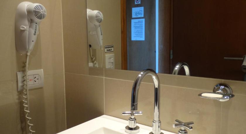 Image of Triple Room 2
