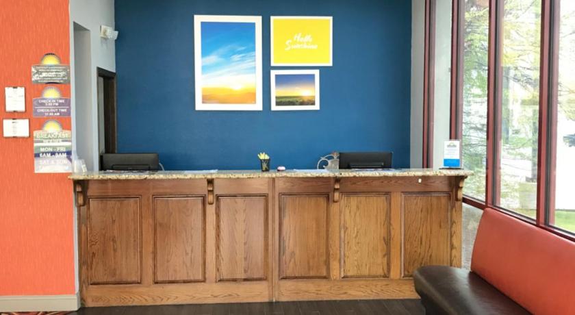 Days Inn by Wyndham Joplin photo