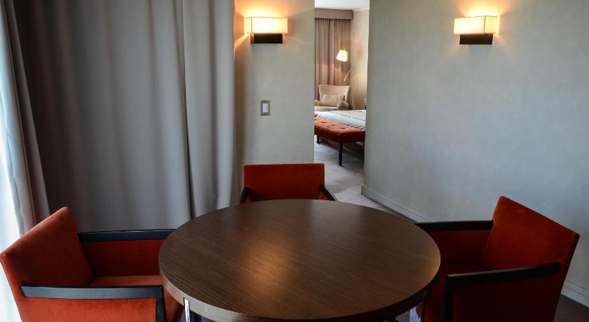 Howard Johnson Plaza Resort & Casino Mayorazgo photo