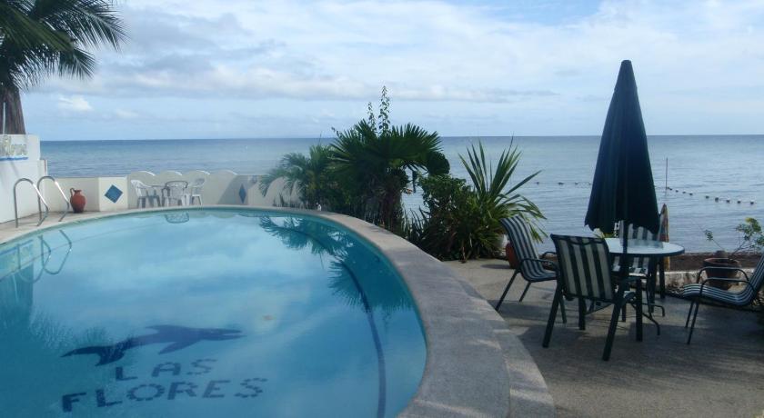 Las Flores Hotel - image 14