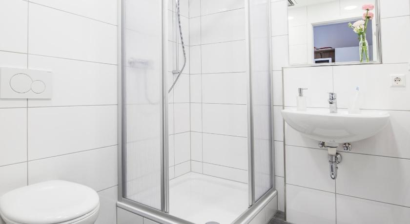 A2 Boarding House Memmingen photo