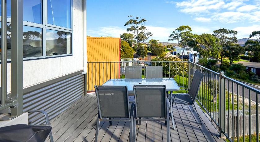 GRANITE BEACH HOUSE @ Bay of Fires photo