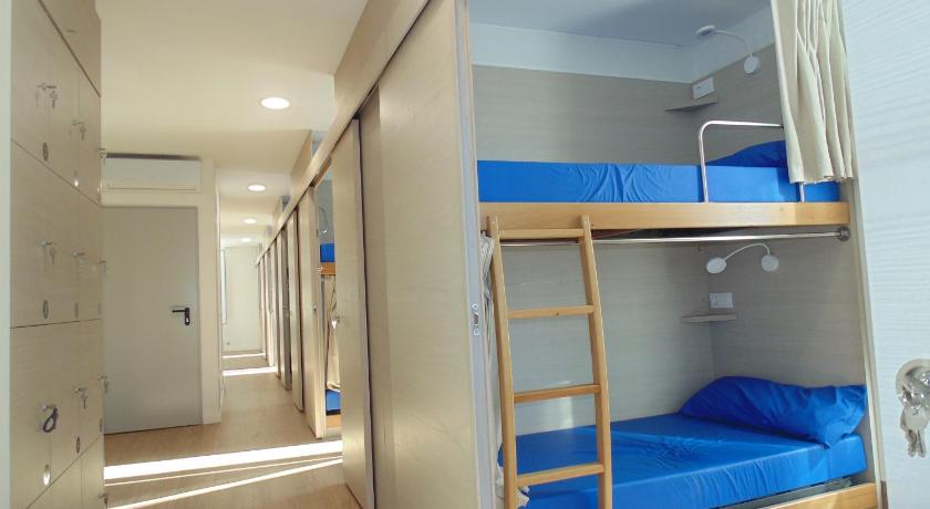 Hostel Albergue O Meson — Hotel in Pontevedra