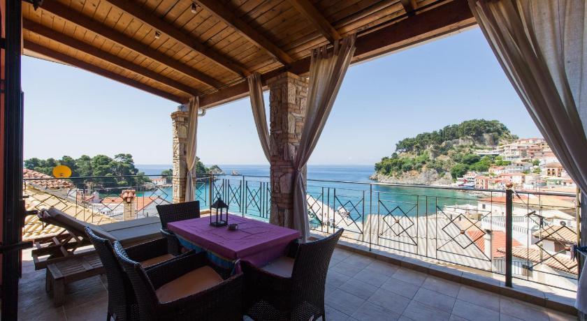 Image of Family Room with Sea View 1