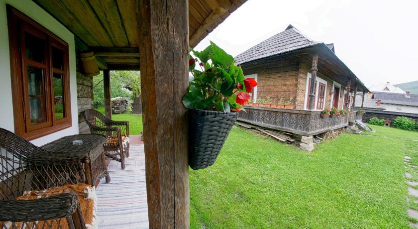 Casa Bunicii din Bucovina photo