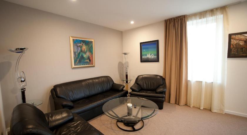 Image of Suite 3