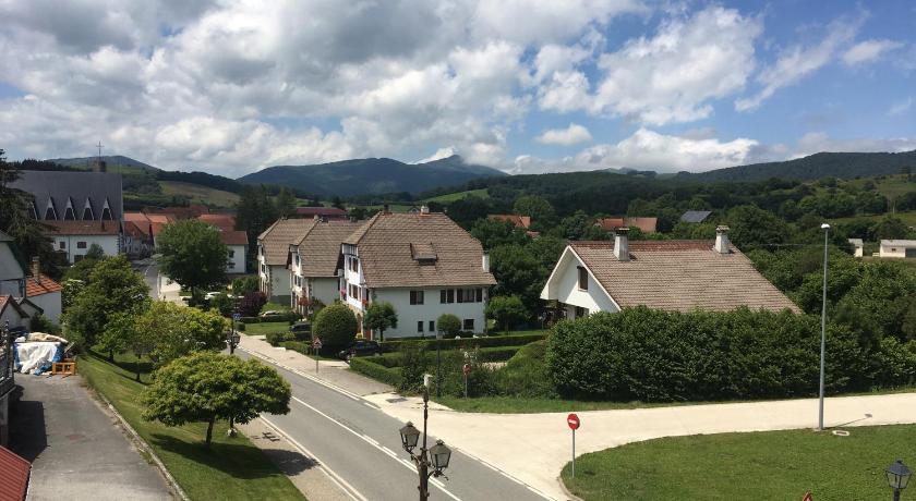 Image of Mixed Dormitory Room 4