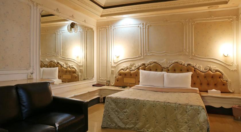 Image of Economy Quadruple Room 1