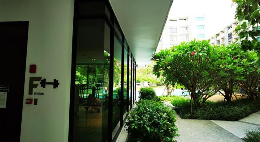 Blossom Sathorn Hospitality （曼谷高端酒店公寓） photo