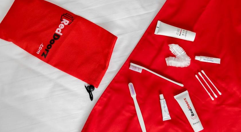 望加锡 OYO 1075 Rumah Indah Losari Inn 2星级 酒店 景观