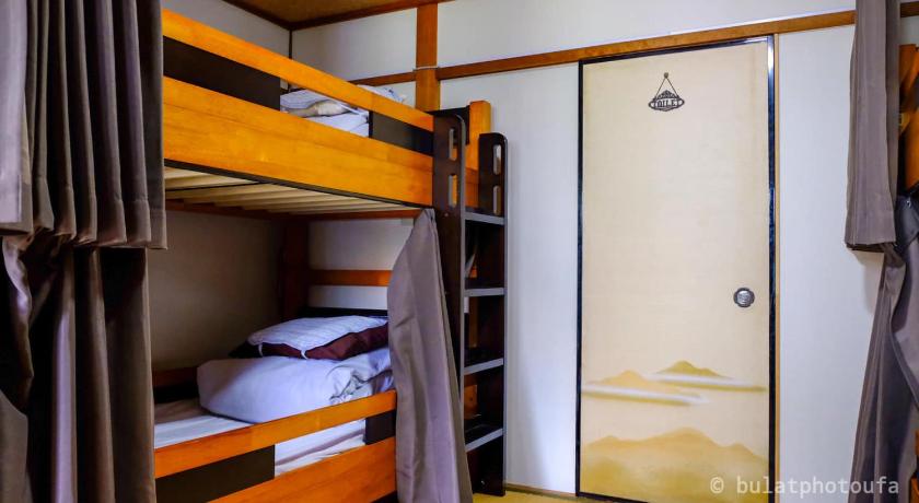 Image of Bunk Bed in 6-Bed Mixed Dormitory Room 1