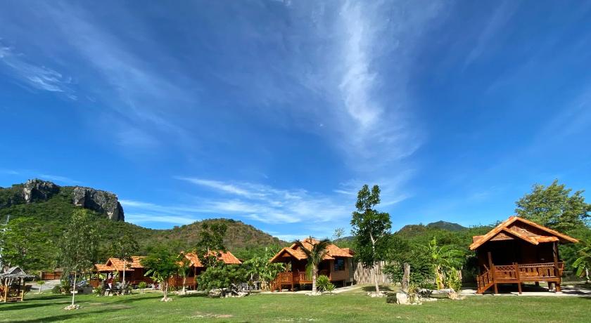 Jing Jo Boutique Bungalow — Hotel in Prachuap Khiri Khan