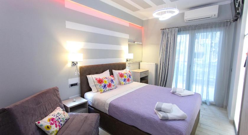 Image of Deluxe Family Room 3