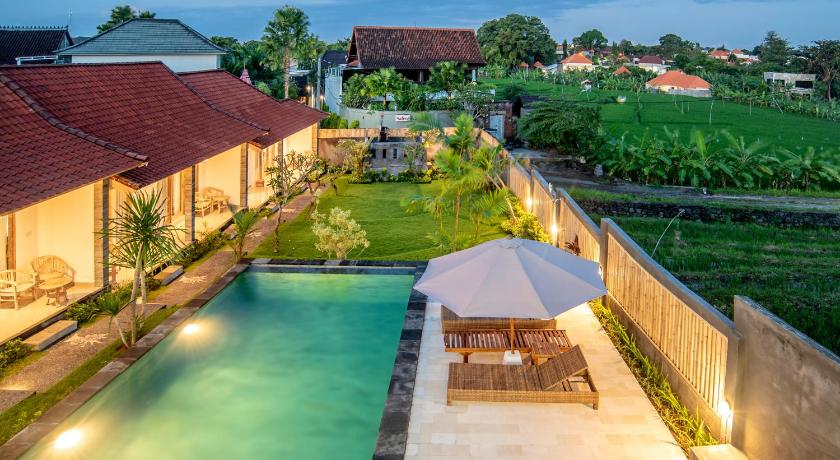Private Room Kayu Bunga — Hotel in Bali