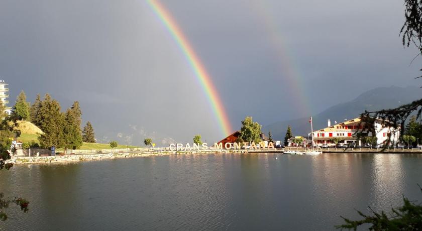 Hotel du Lac photo