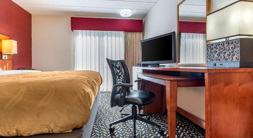 Quality Inn image 18