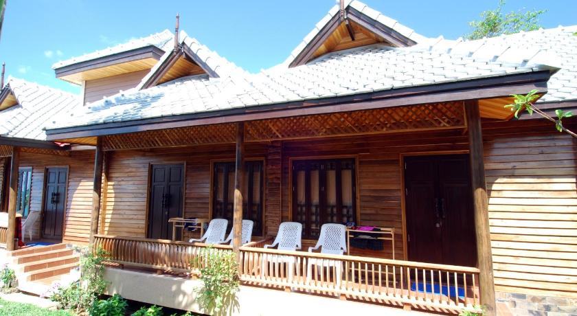 Image of Deluxe Room 1