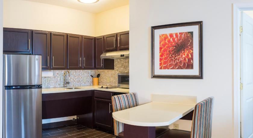 Staybridge Suites Fargo