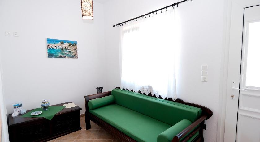 Tsakanos Apartments photo
