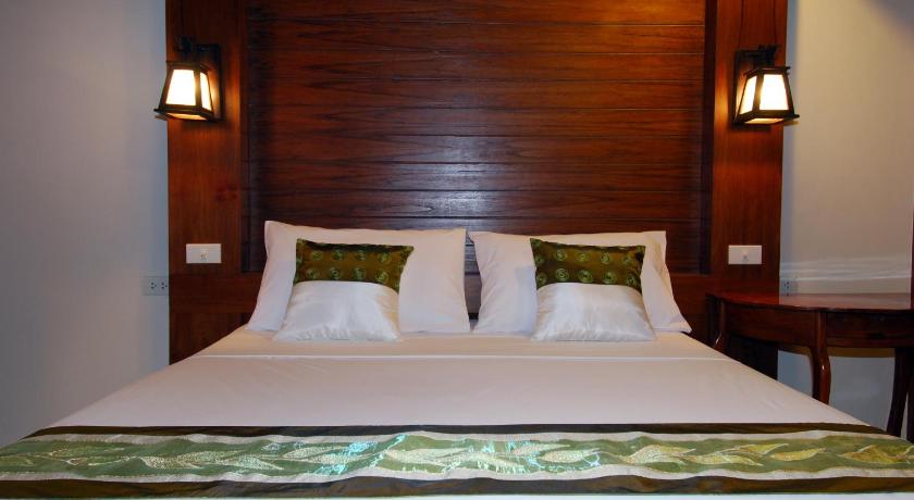 Image of Deluxe Room 5